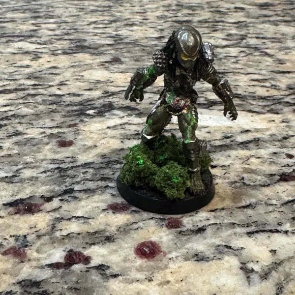 City Skull Hunter Miniature | City Hunter A - Tabletop RPG & D&D miniature. Perfect for wargaming & collectors