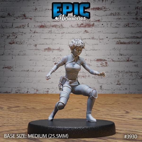 Half Elf Rogue Novice Miniature | 3930 - Tabletop RPG & D&D miniature. Perfect for wargaming & collectors