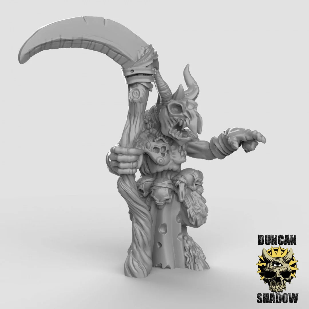 Choas Minotaur Miniature Shamans | B - Tabletop RPG & D&D miniature. Perfect for wargaming & collectors