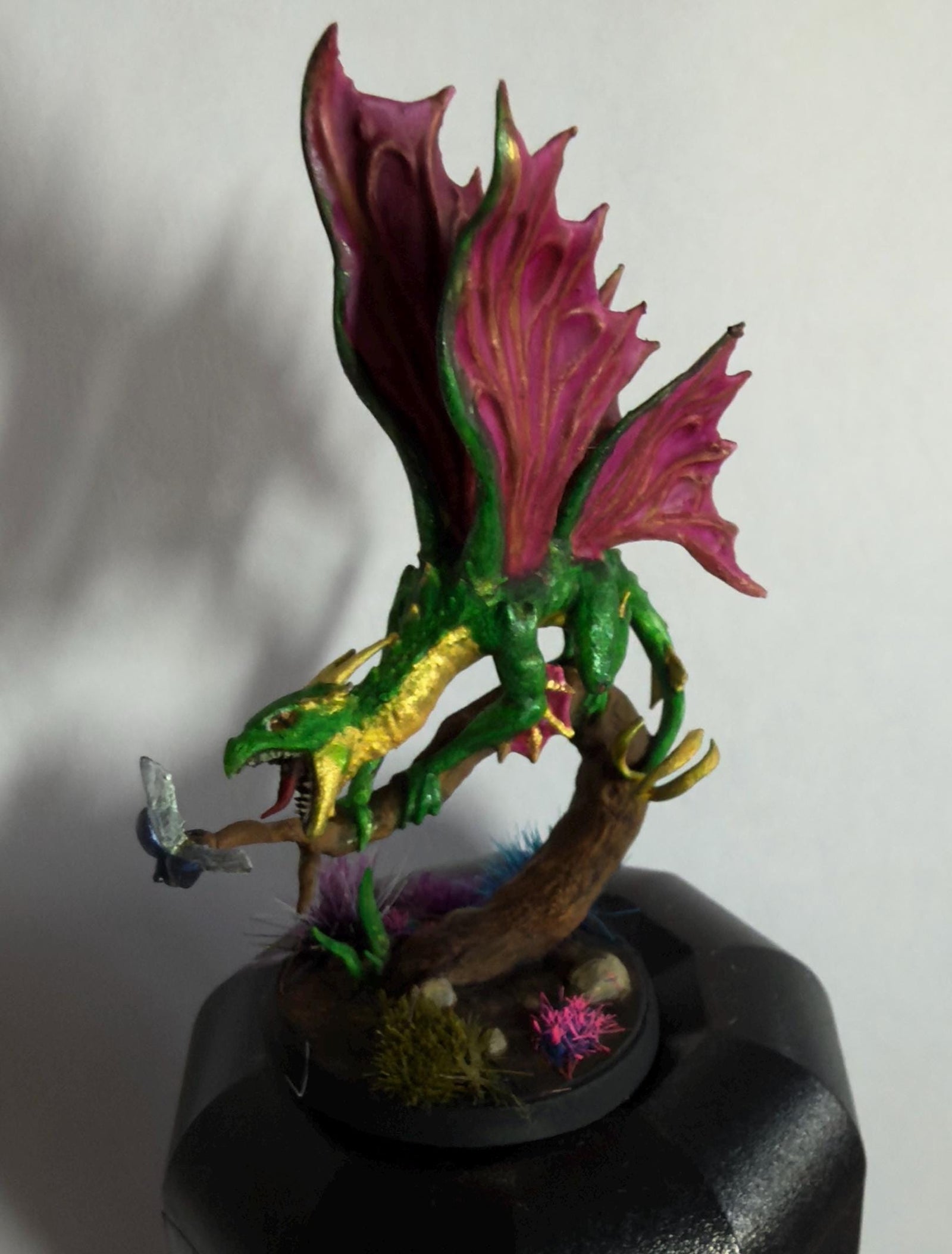 Fey Dragon Miniature Showcase | Painted by Matthew from New Jersey - Ottsworkshop