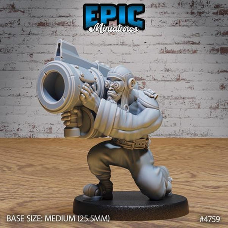 Airship Pilot Miniature | 4759 - Tabletop RPG & D&D miniature. Perfect for wargaming & collectors