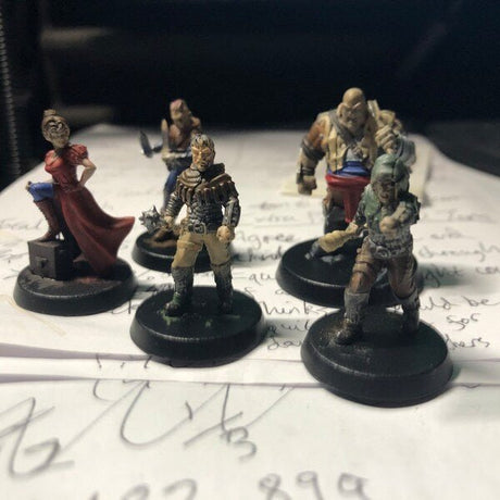 Bandit Miniature | 28mm - Tabletop RPG & D&D miniature. Perfect for wargaming & collectors