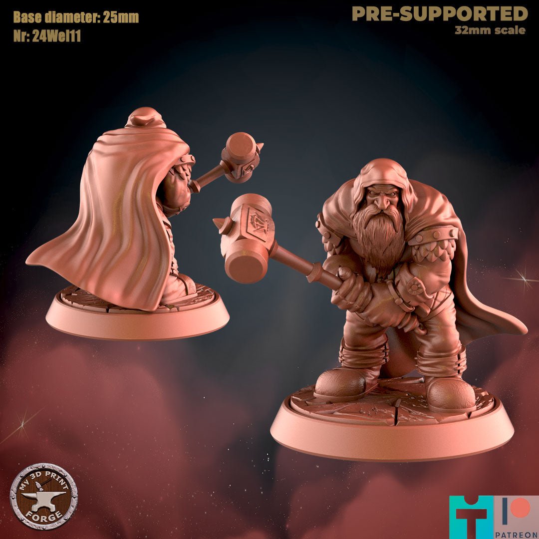Dwarf Cleric Miniature - B - 32mm