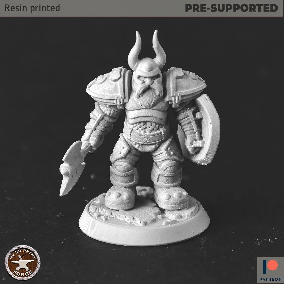Dwarf Guards Miniature | B - Tabletop RPG & D&D miniature. Perfect for wargaming & collectors