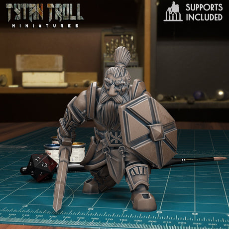 Dwarven Royal Guard Miniature | Guard 6 - Tabletop RPG & D&D miniature. Perfect for wargaming & collectors