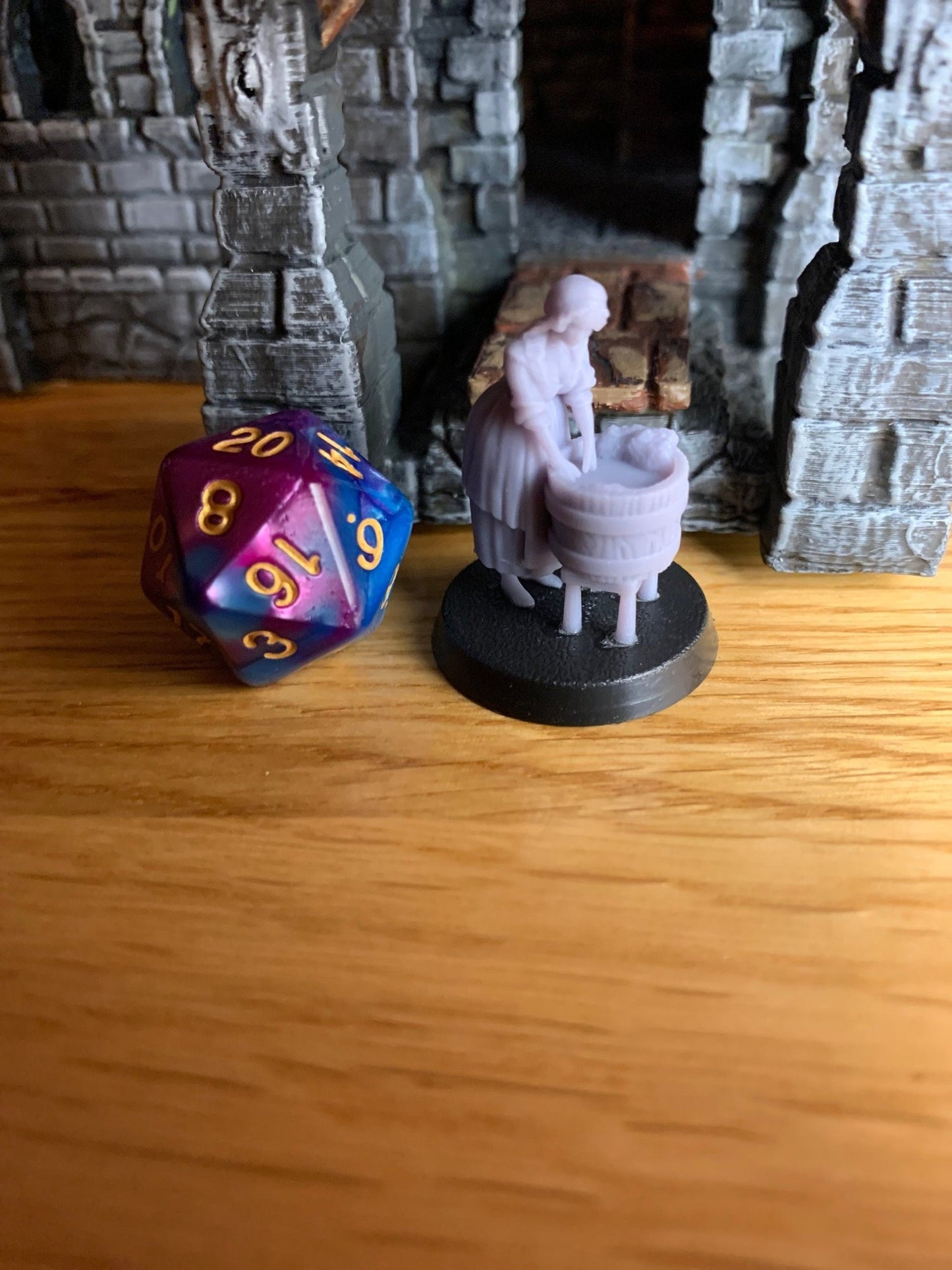 Farmer Series 37 models 1463 - 1468, Medium Miniature, Epic miniature, Dungeon and Dragons, RPG, Dnd, Pathfinder, monsters, - 1468 Villager - 