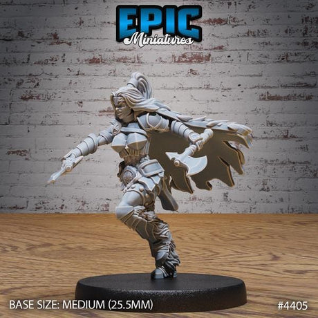 Female Barbarian Miniature | 4405 - Tabletop RPG & D&D miniature. Perfect for wargaming & collectors