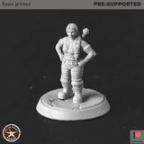 Female Dwarf Builder Miniature | B - Tabletop RPG & D&D miniature. Perfect for wargaming & collectors