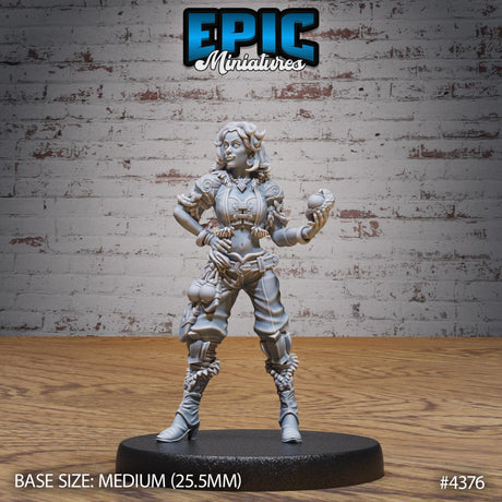 Female Hero Sorceress Miniature | 4376 - Tabletop RPG & D&D miniature. Perfect for wargaming & collectors