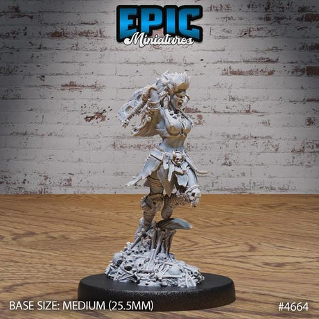 Female Orc Adventurer Miniature | 4664 - Tabletop RPG & D&D miniature. Perfect for wargaming & collectors