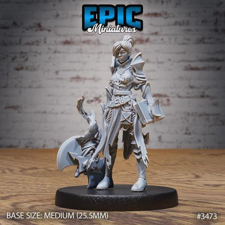 Female Paladin Miniature | 3473 - Tabletop RPG & D&D miniature. Perfect for wargaming & collectors