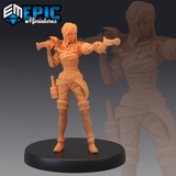 Female Pirates Miniature | C - Tabletop RPG & D&D miniature. Perfect for wargaming & collectors