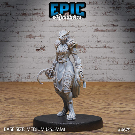 Female Rogue Werewolf Miniature | 4679 - Tabletop RPG & D&D miniature. Perfect for wargaming & collectors