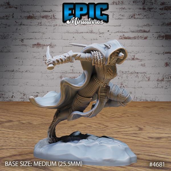 Female Rogue Werewolf Miniature - 4681 - 32mm