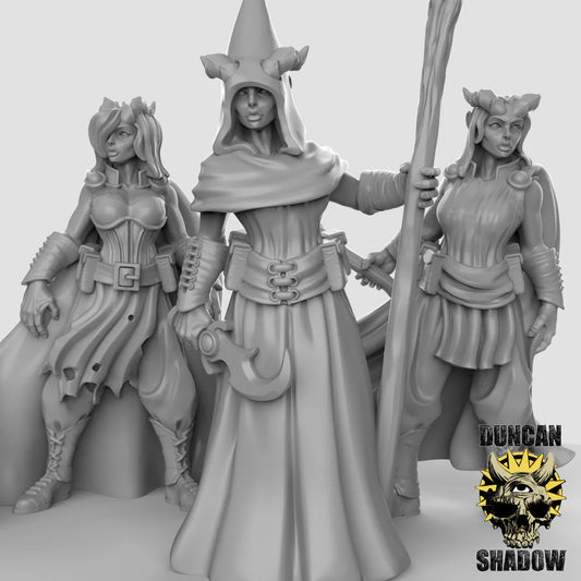 Female Tiefling Wizard Miniature - Set of 3 - 32mm