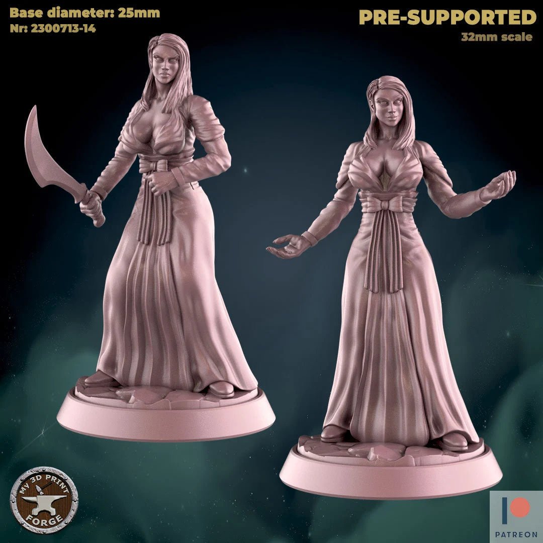 Female Warlock Miniature - Set of 2 - 28mm