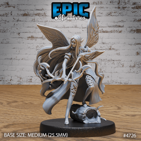 Fey Adventurer Female Miniature | C - Tabletop RPG & D&D miniature. Perfect for wargaming & collectors