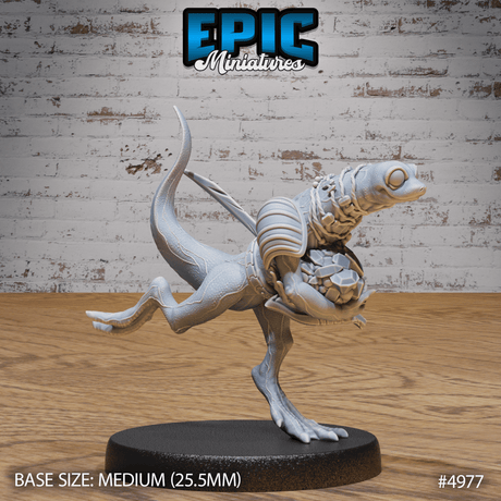 Fire Newt Miniature | C - Tabletop RPG & D&D miniature. Perfect for wargaming & collectors
