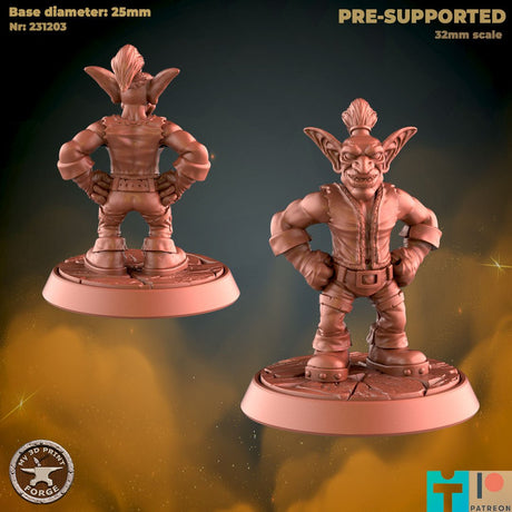Goblin Mechanic Miniature | C - Tabletop RPG & D&D miniature. Perfect for wargaming & collectors