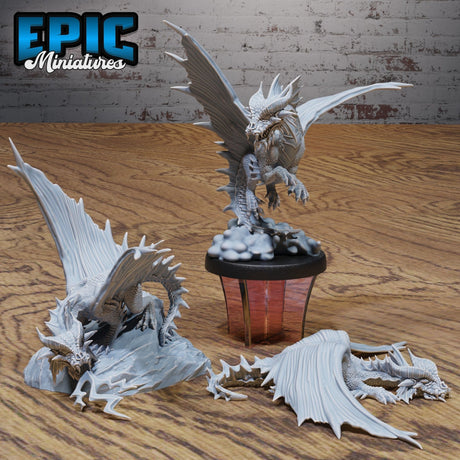 Gold Dragon Miniature | Set of 3 - Tabletop RPG & D&D miniature. Perfect for wargaming & collectors