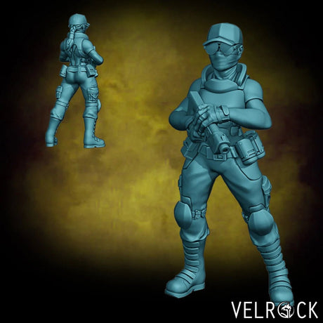 female Guardsmen Miniature | G - Tabletop RPG & D&D miniature. Perfect for wargaming & collectors