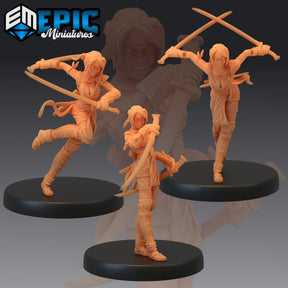 Kunoichi Miniature | Set of 3 - Tabletop RPG & D&D miniature. Perfect for wargaming & collectors