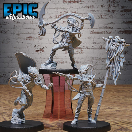 Mind Vagabond Miniature | Set of 3 - Tabletop RPG & D&D miniature. Perfect for wargaming & collectors