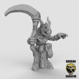 Choas Minotaur Miniature Shamans | B - Tabletop RPG & D&D miniature. Perfect for wargaming & collectors