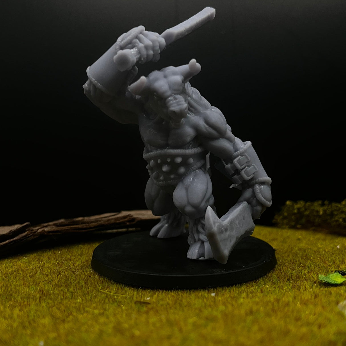 Minotaur Miniature Duelwielding | Set of 3 - Tabletop RPG & D&D miniature. Perfect for wargaming & collectors