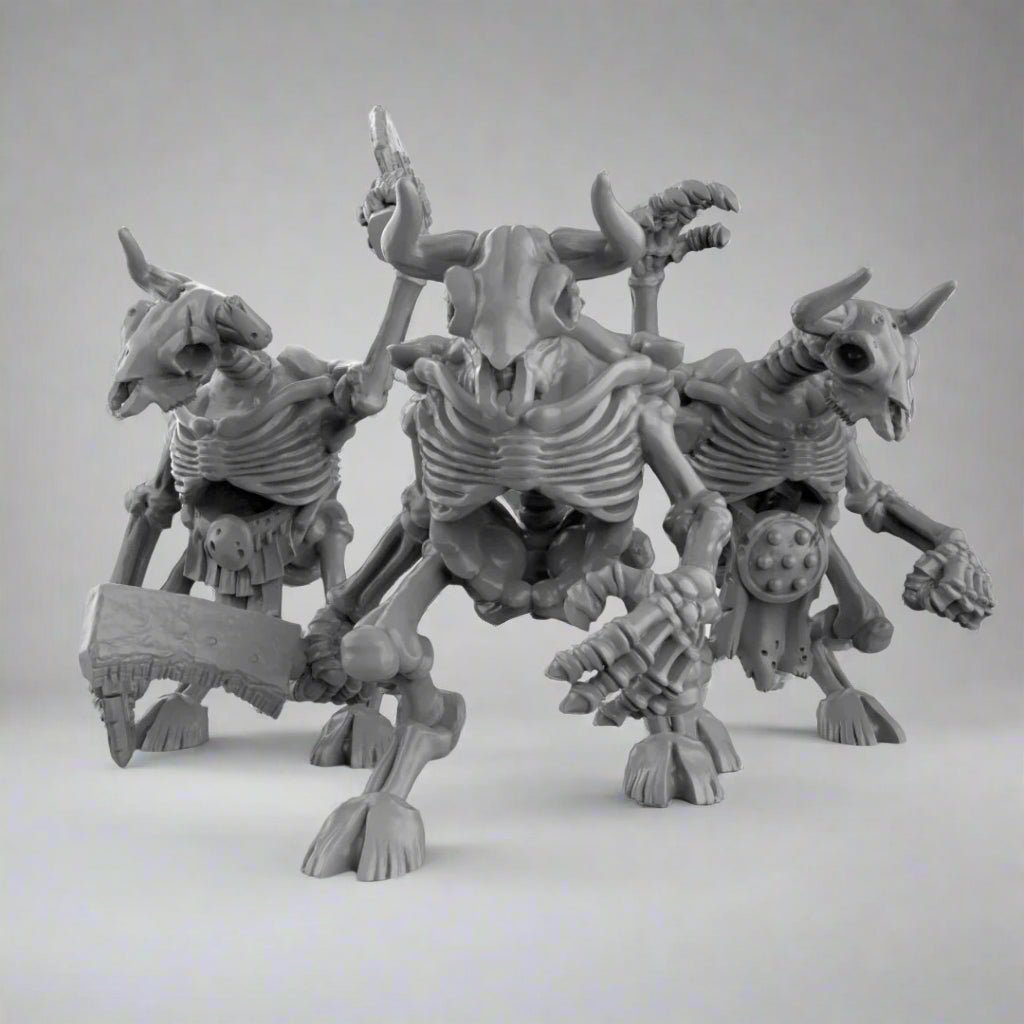 Minotaur Skeleton Miniature - Set of 3 - 28mm
