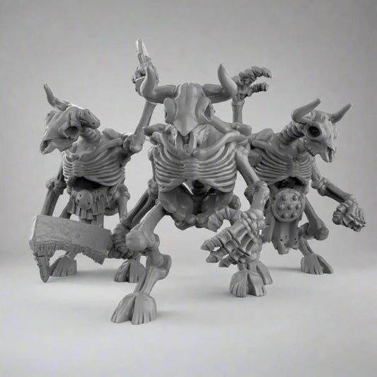 Minotaur Skeleton Miniature - Set of 3 - 28mm