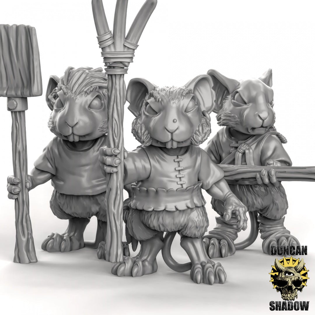 Mouse folk Farmer Miniature | Set of 3 - Tabletop RPG & D&D miniature. Perfect for wargaming & collectors