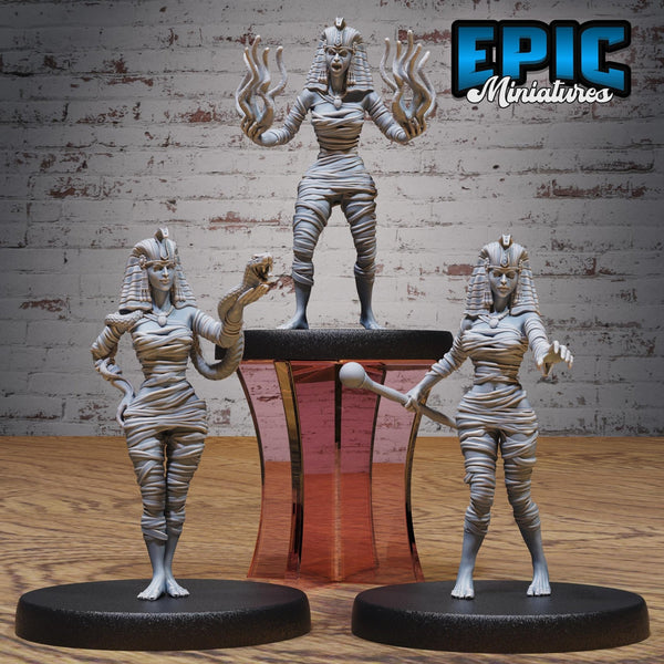 Female Mummy Miniature | Full Set All Models - Tabletop RPG & D&D miniature. Perfect for wargaming & collectors