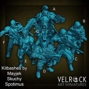 Spacefarers kitbashes Miniature | Set of 7 - Tabletop RPG & D&D miniature. Perfect for wargaming & collectors
