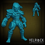Xeno hunter warrior Miniature | B - Tabletop RPG & D&D miniature. Perfect for wargaming & collectors