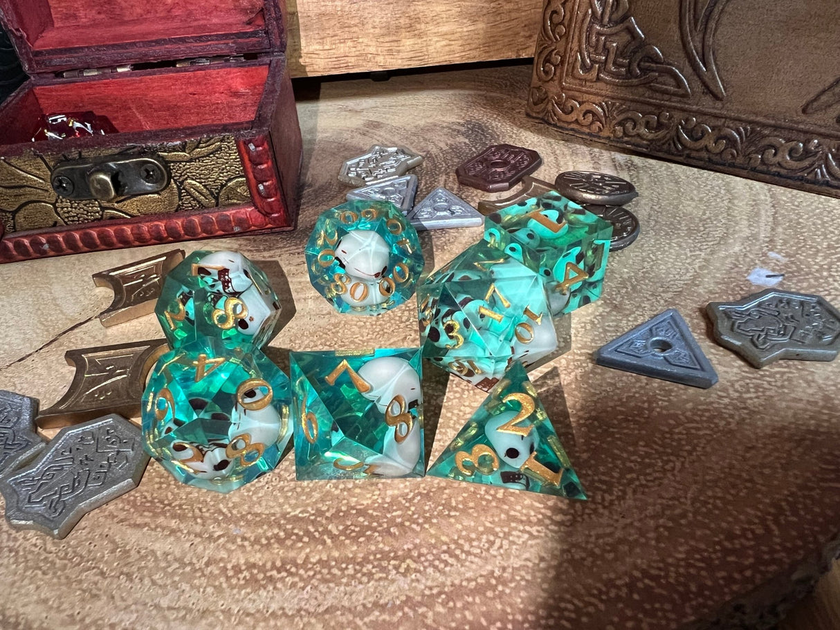 Solid Green And Skulls Sharp Dice, Epic Addition To Any | - Tabletop RPG & D&D miniature. Perfect for wargaming & collectors